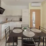 Apartma Vesna דירה