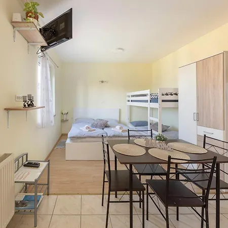 Apartma Vesna * Копер